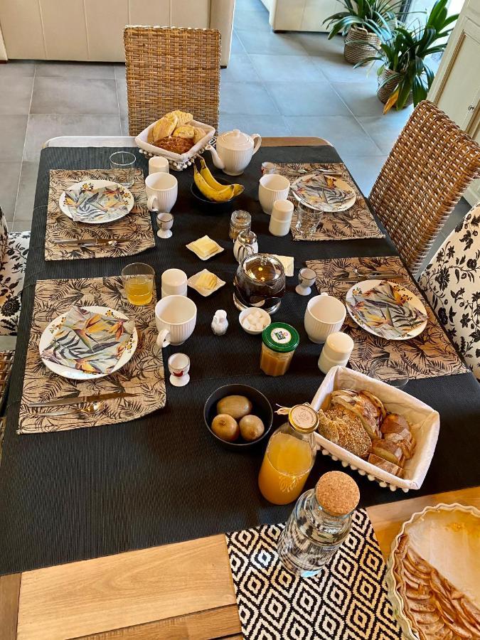 مبيت وإفطار Merville  Aux 2 Girouettes المظهر الخارجي الصورة